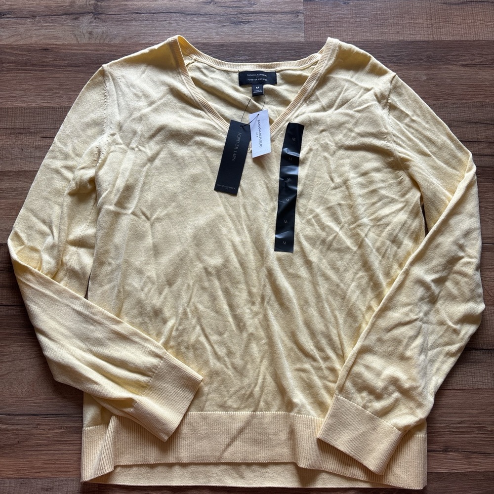 Banana Republic Light Yellow V-Neck Sweater